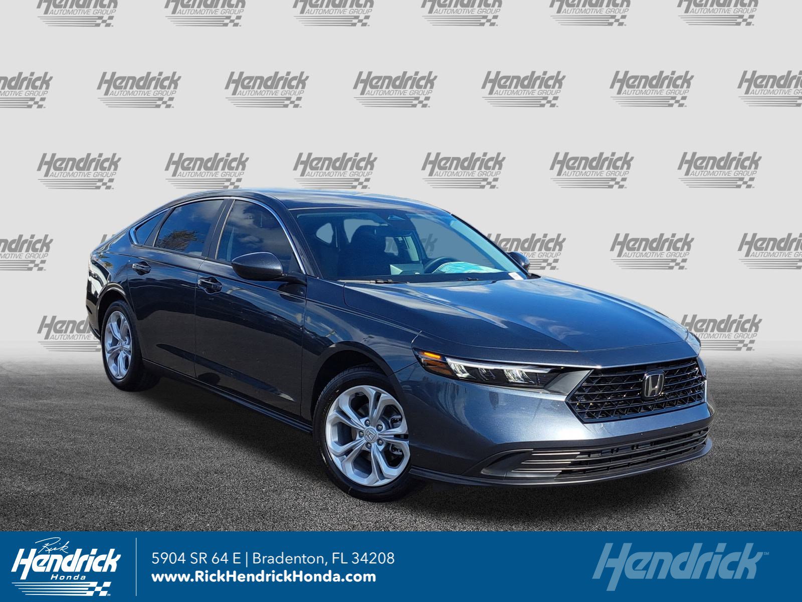 2025 Honda Accord LX's photo