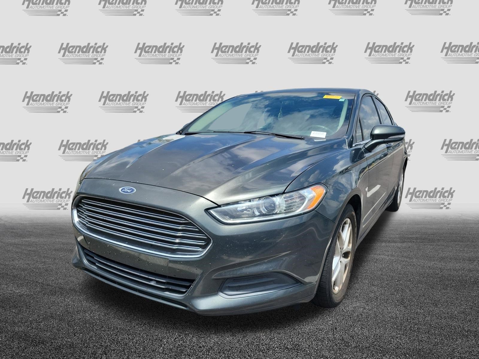 2015 Ford Fusion SE photo 4
