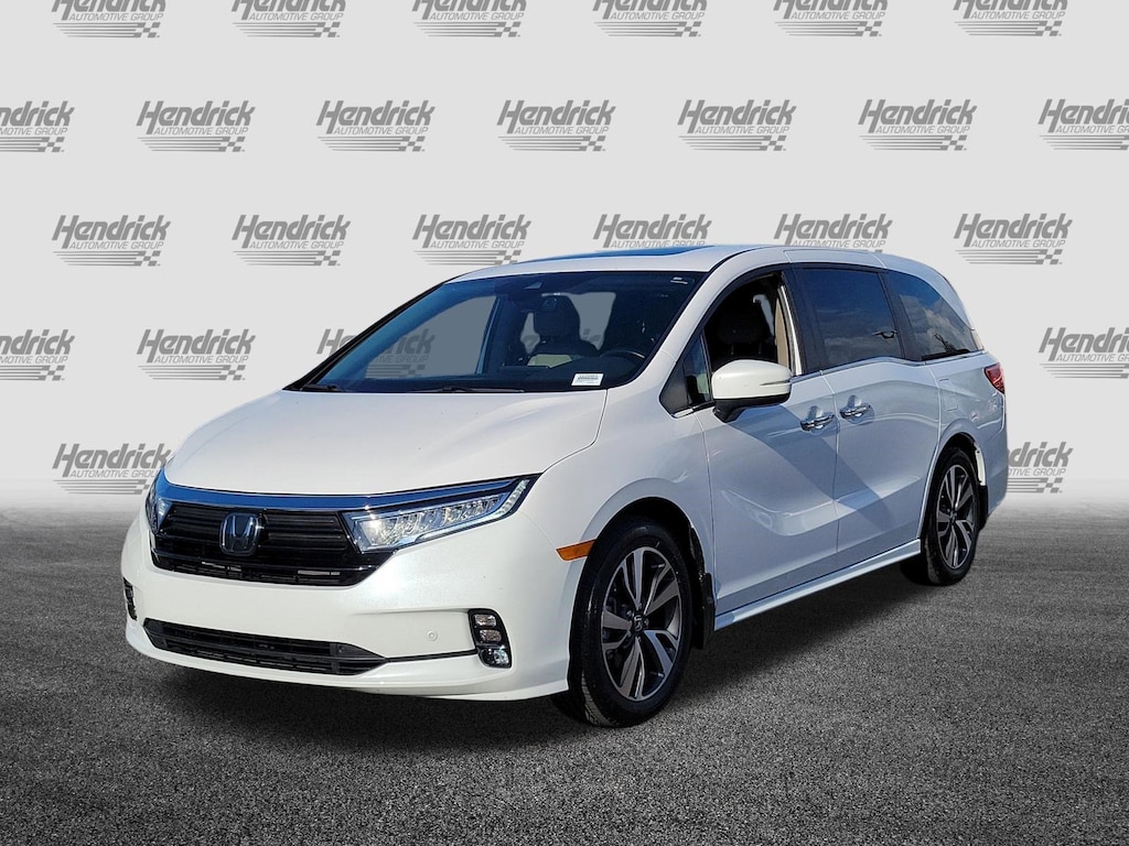 Used 2024 Honda Odyssey Touring Van