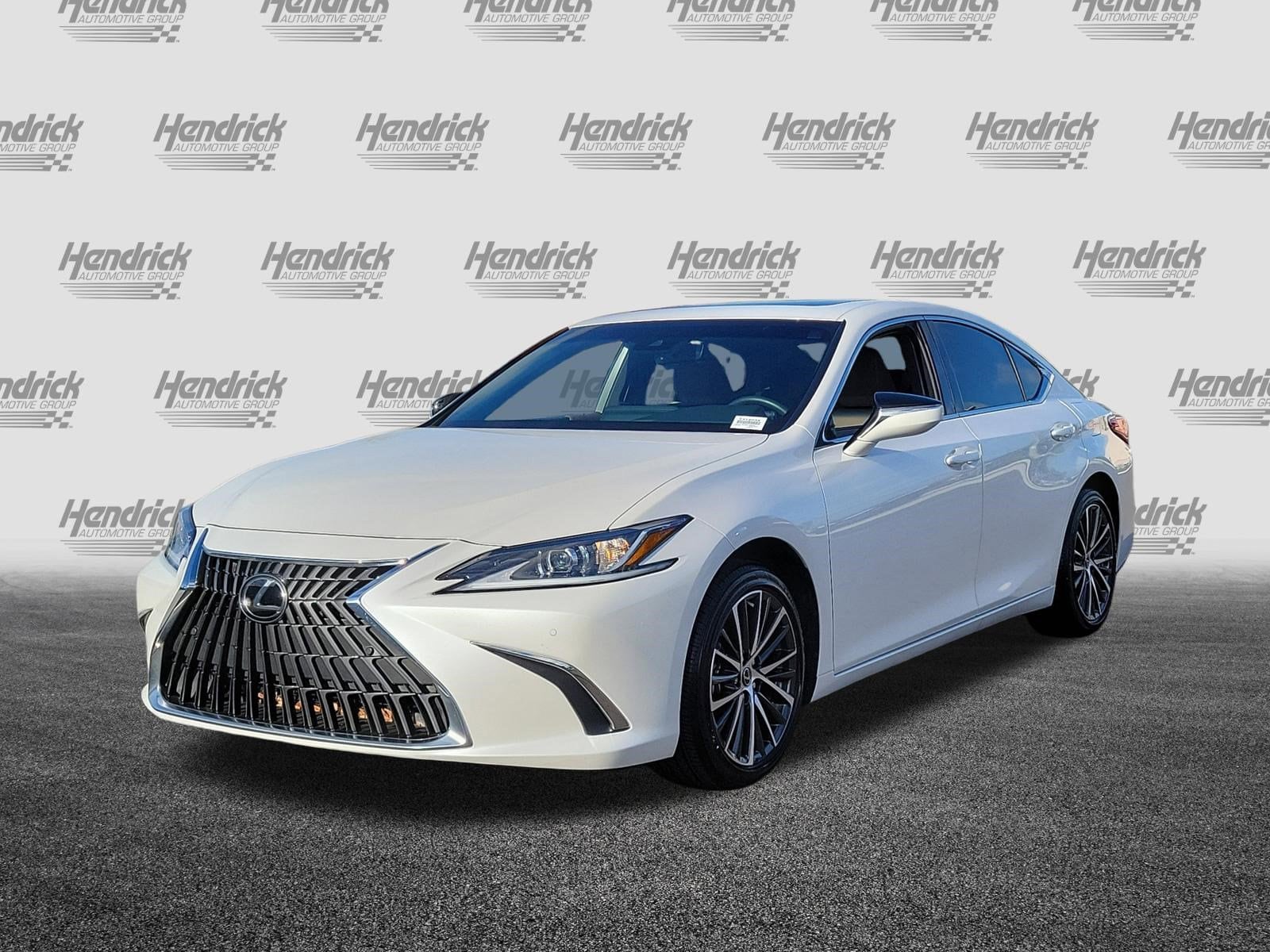 2024 LEXUS ES 350 photo 2