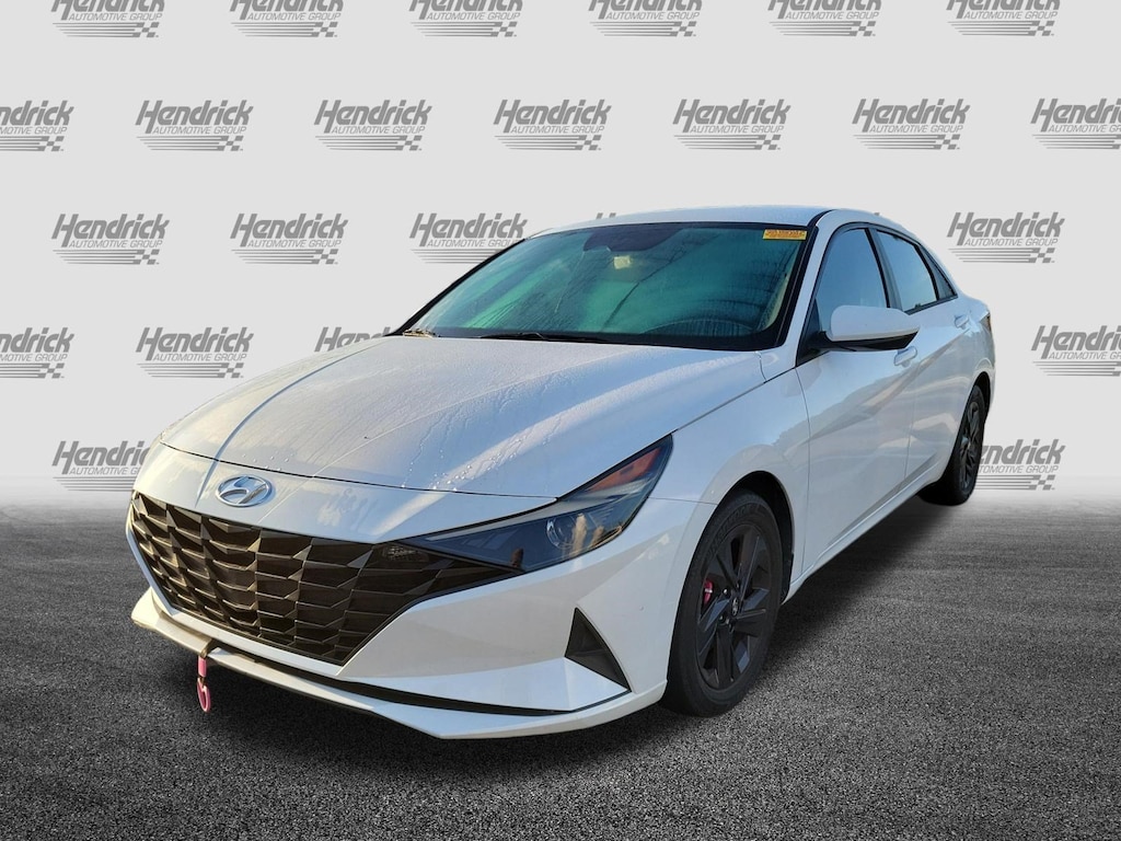 Used 2022 Hyundai Elantra SEL Sedan