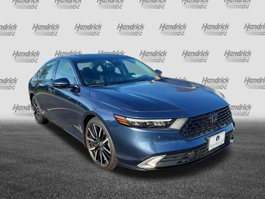 Used 2023 Honda Accord Hybrid Touring w/BSI Sedan