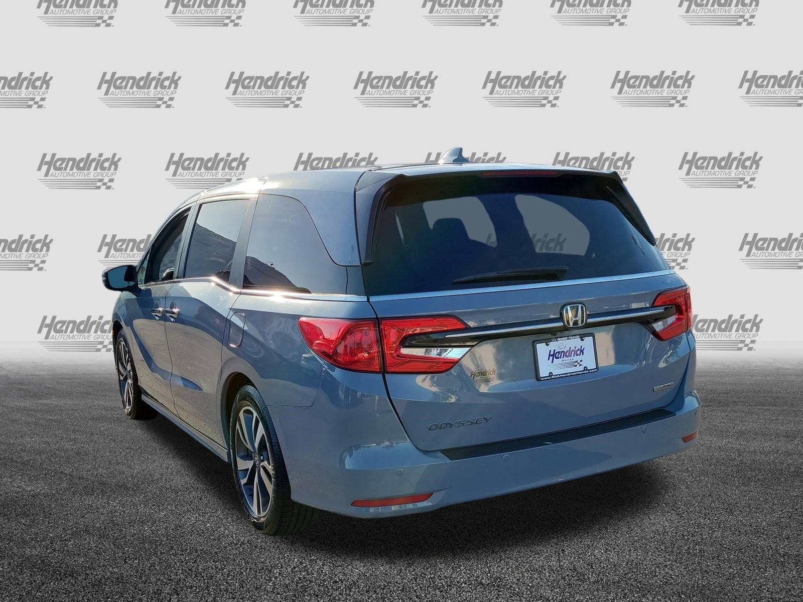 2023 Honda Odyssey Touring photo 4