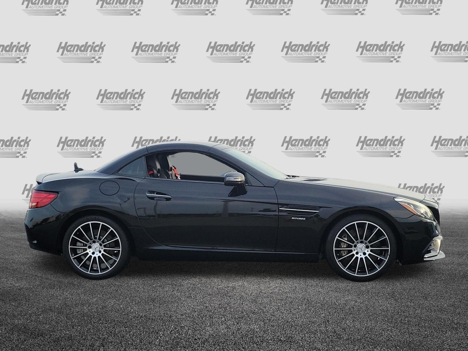 Mercedes-Benz AMG SLC 43