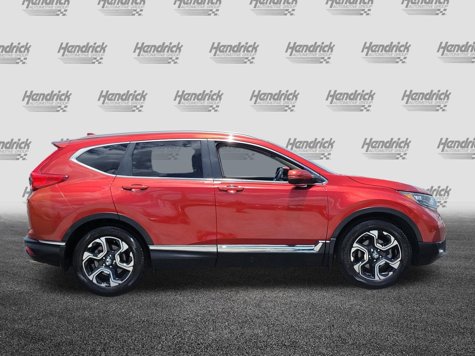 2018 Honda CR-V Touring 2WD photo 3
