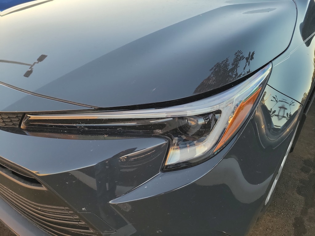 Used 2025 Toyota Corolla Hybrid LE 4dr Car