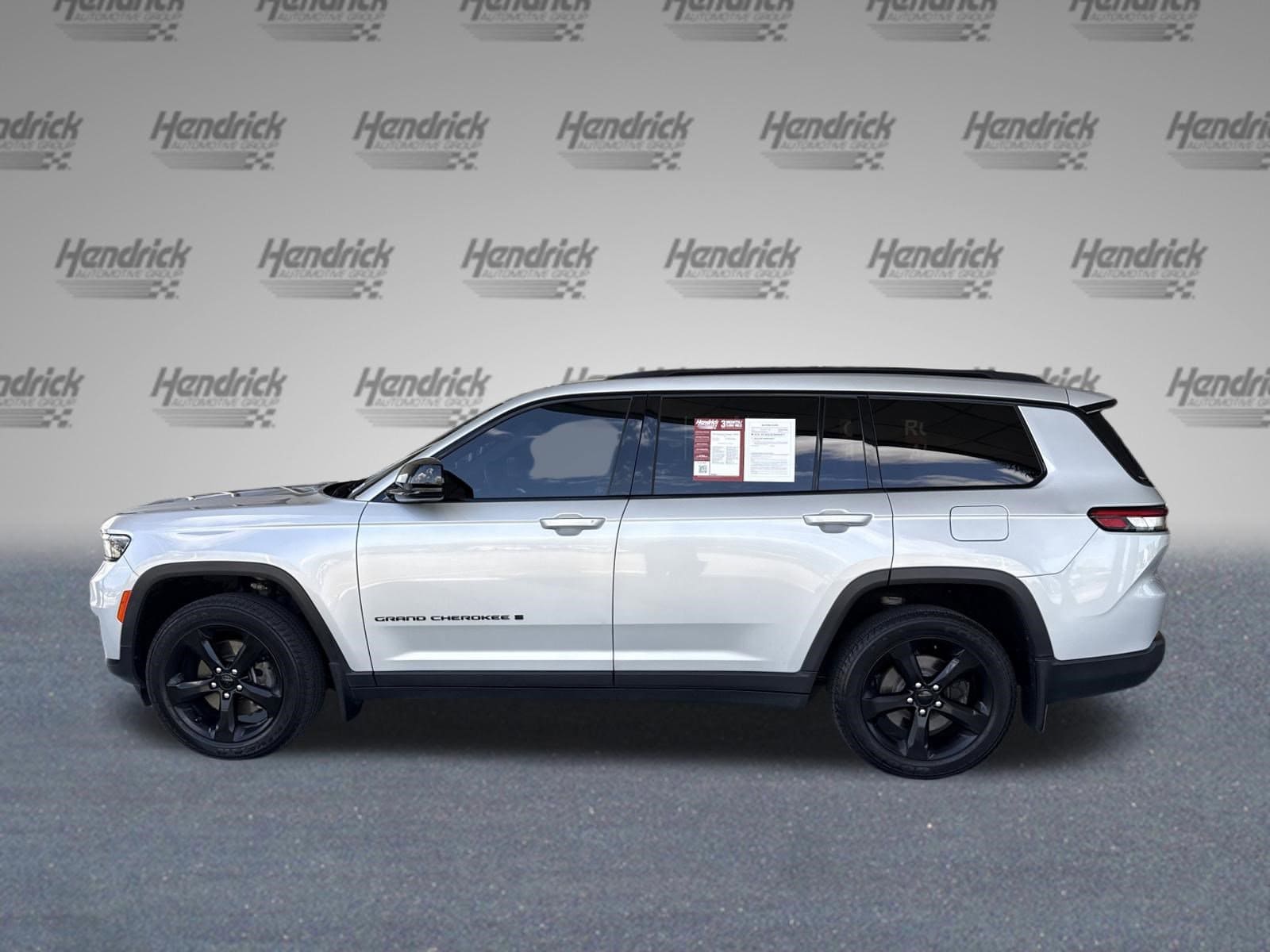 2023 Jeep Grand Cherokee L Altitude photo 6