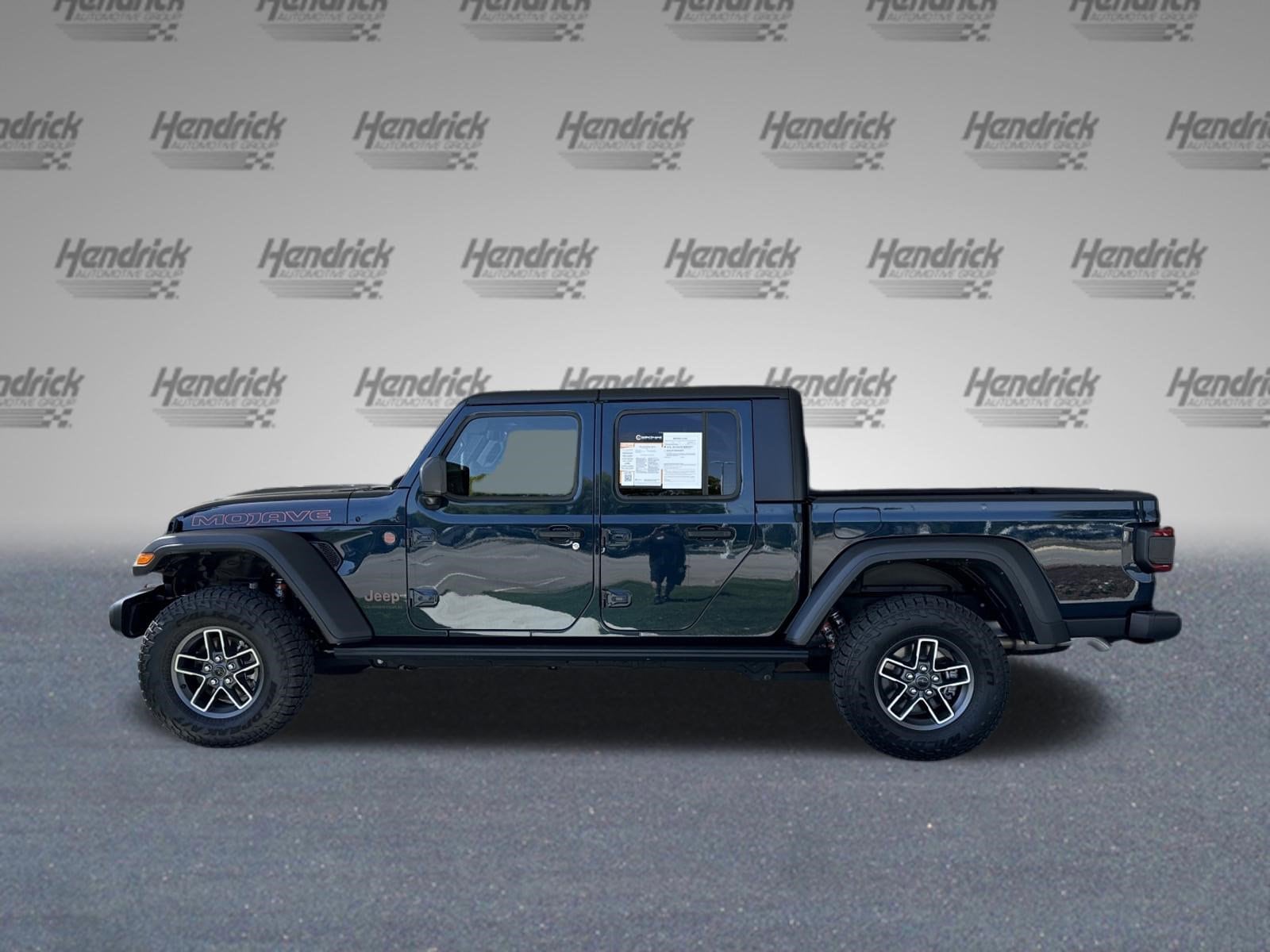 2025 Jeep Gladiator Mojave photo 5