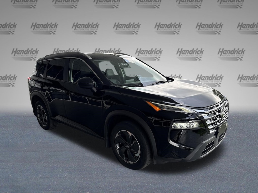 Used 2024 Nissan Rogue SV SUV