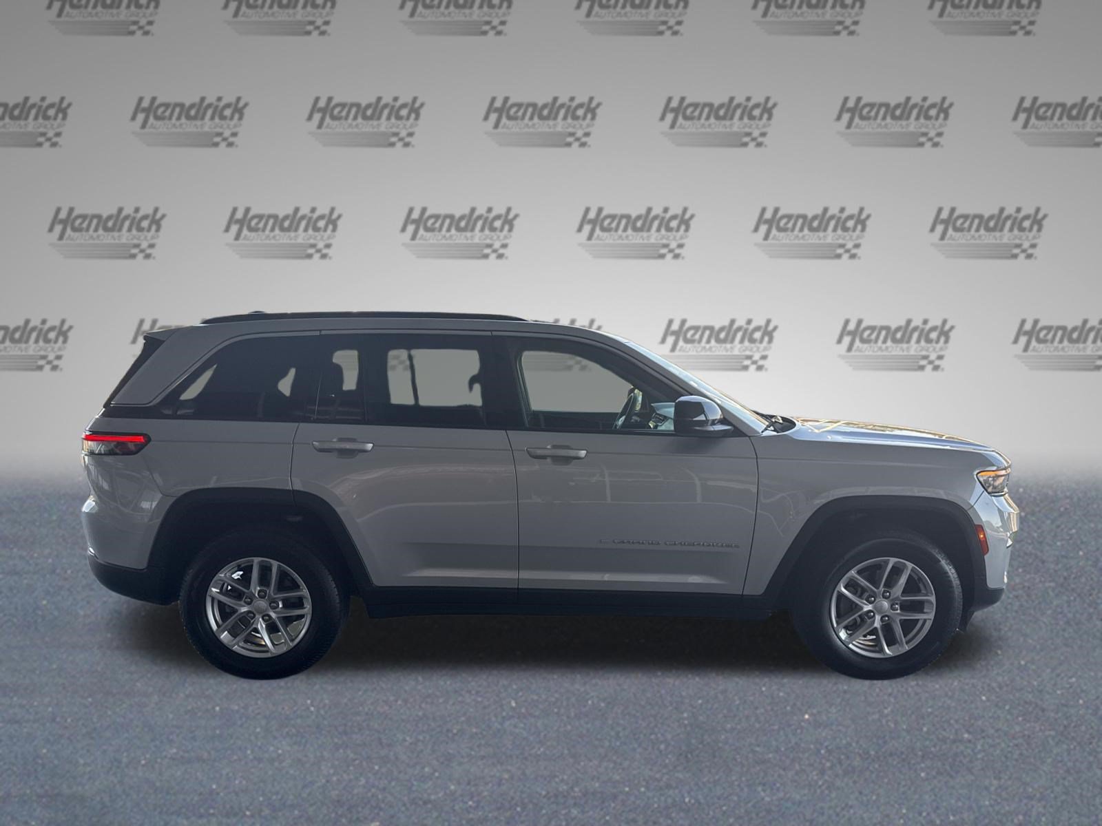 2025 Jeep Grand Cherokee Laredo X SUV