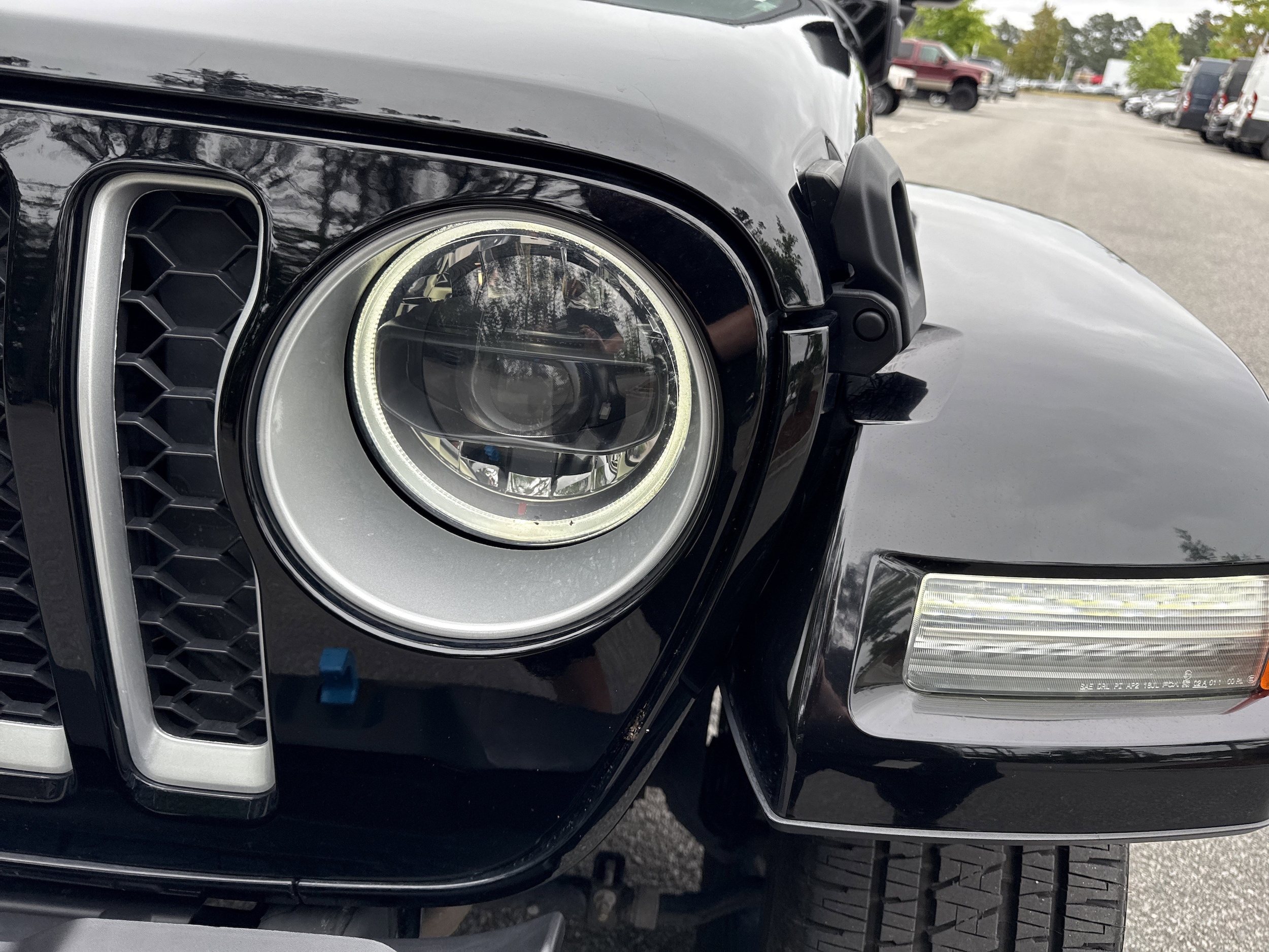 2023 Jeep Wrangler 4xe Sahara photo 5