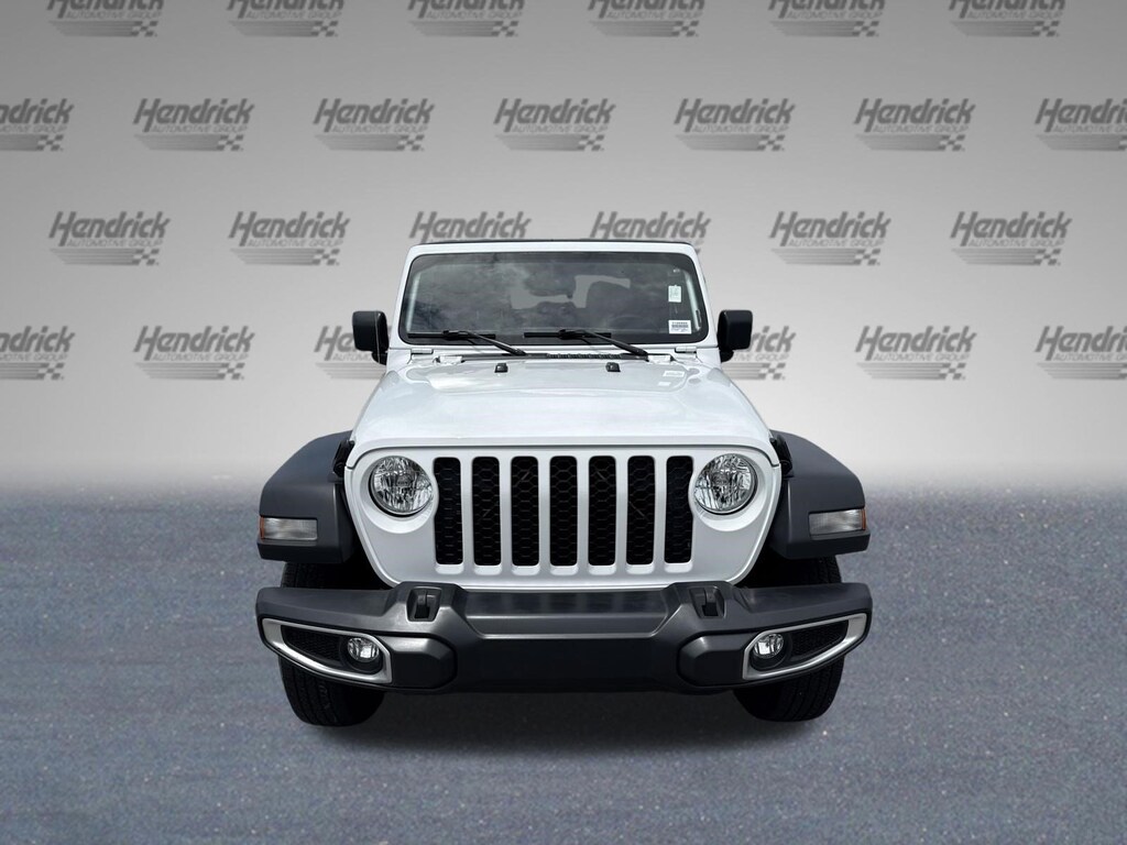 Used 2023 Jeep Gladiator Sport Pickup