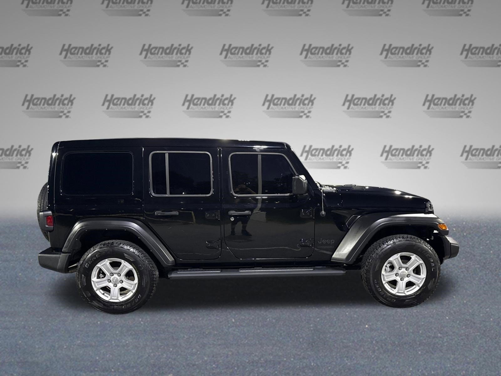 2022 Jeep Wrangler Unlimited Sport S photo 5