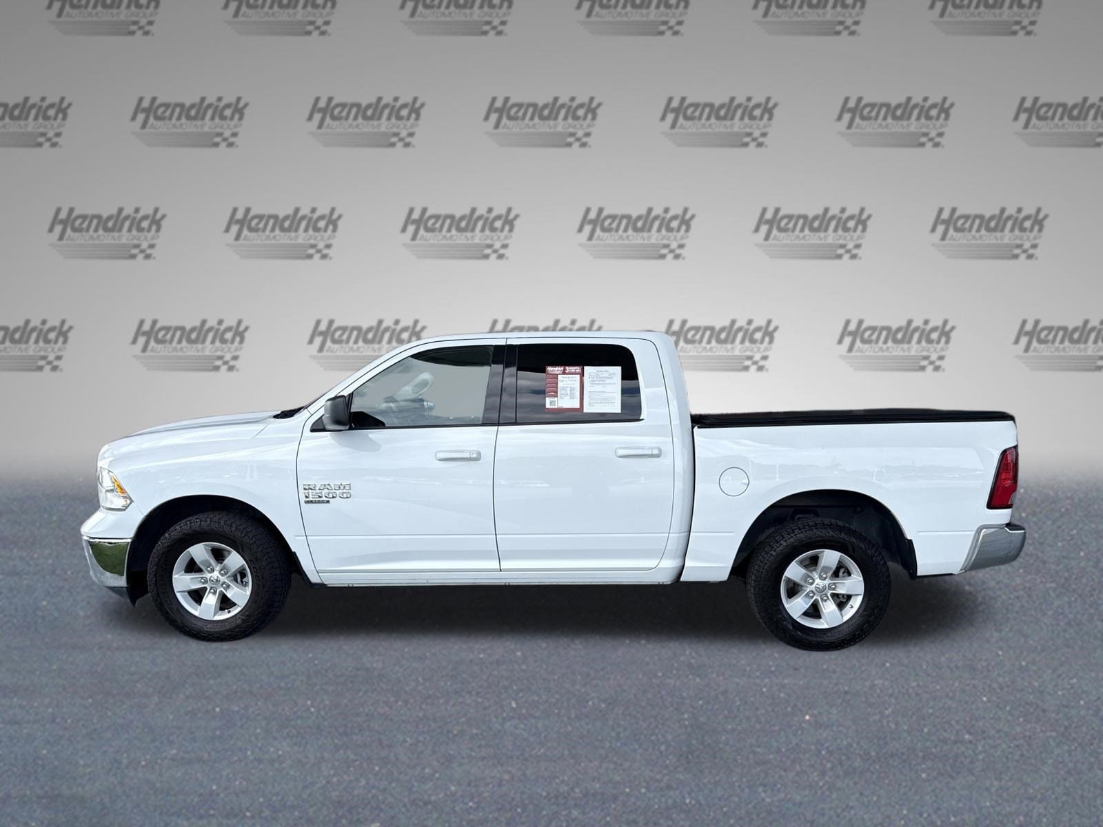 2021 Ram 1500 Classic SLT photo 6