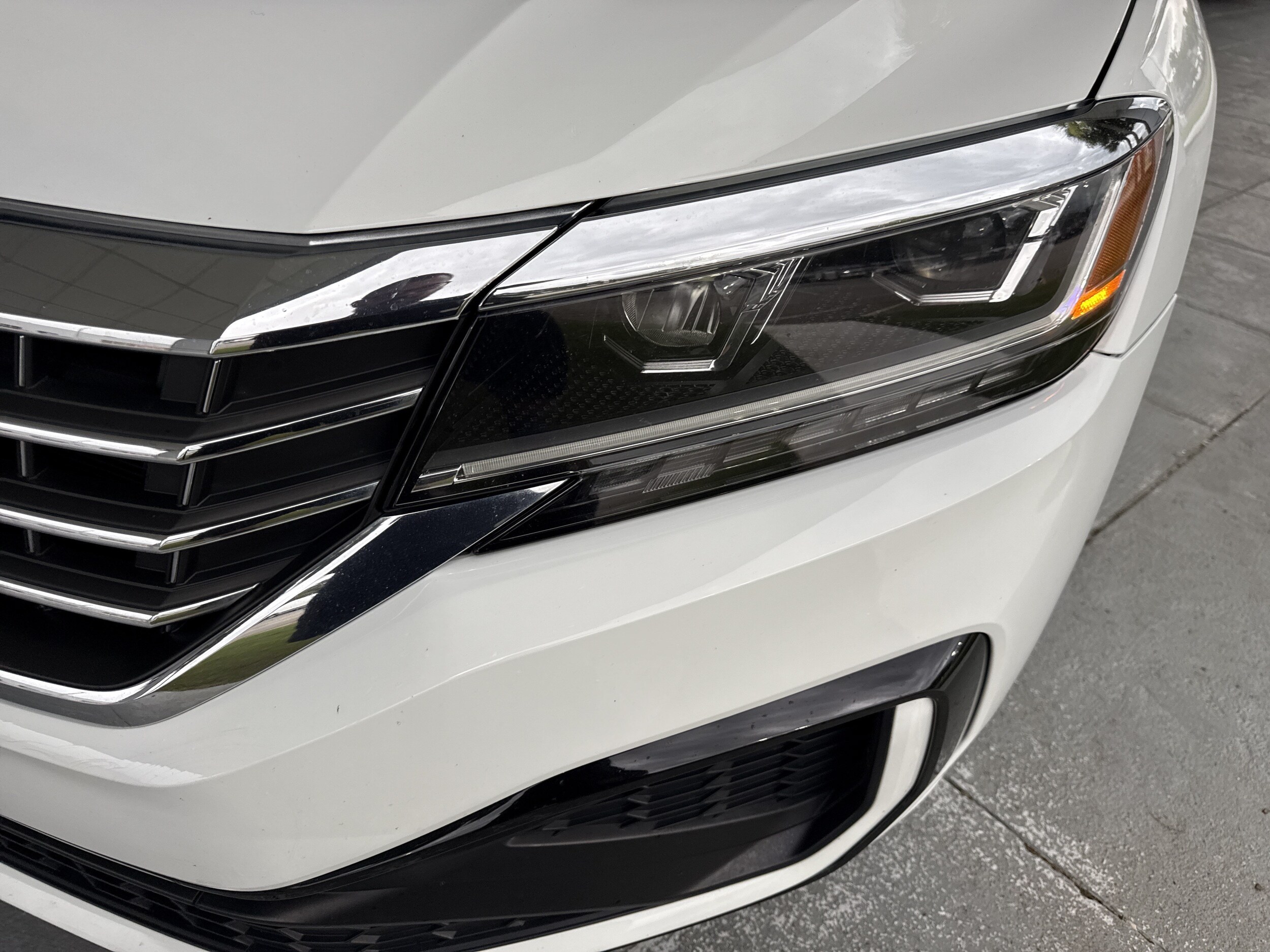 Volkswagen Passat 2.0T R-Line