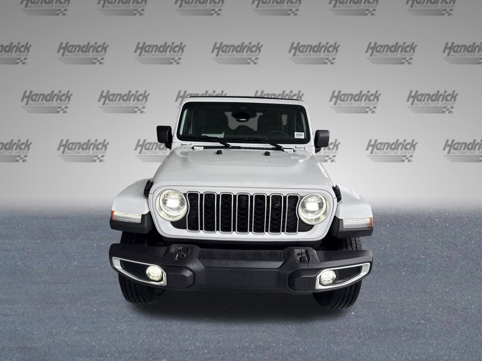 2026 Jeep Wrangler Sahara photo 2