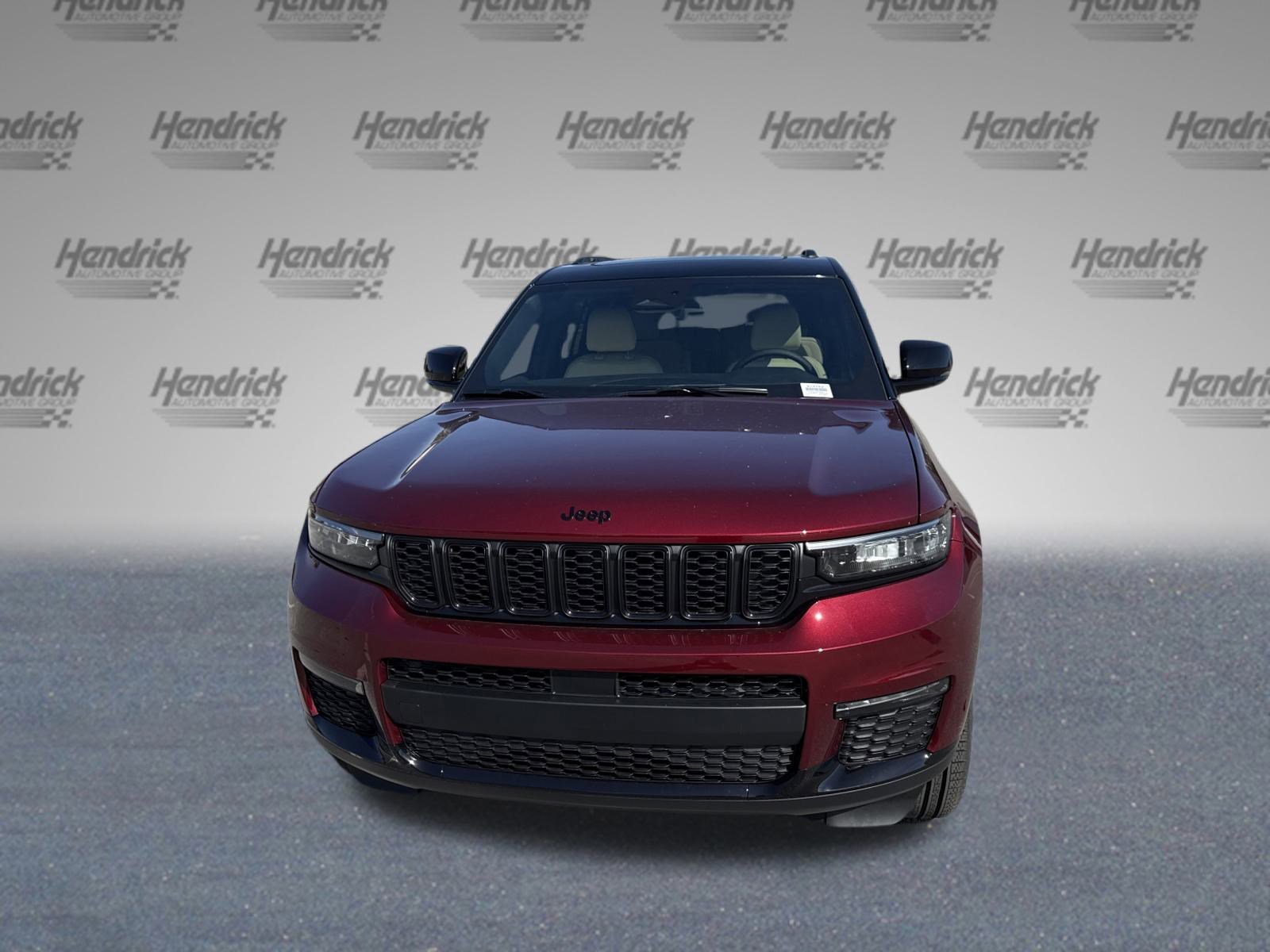 2025 Jeep Grand Cherokee Limited photo 2