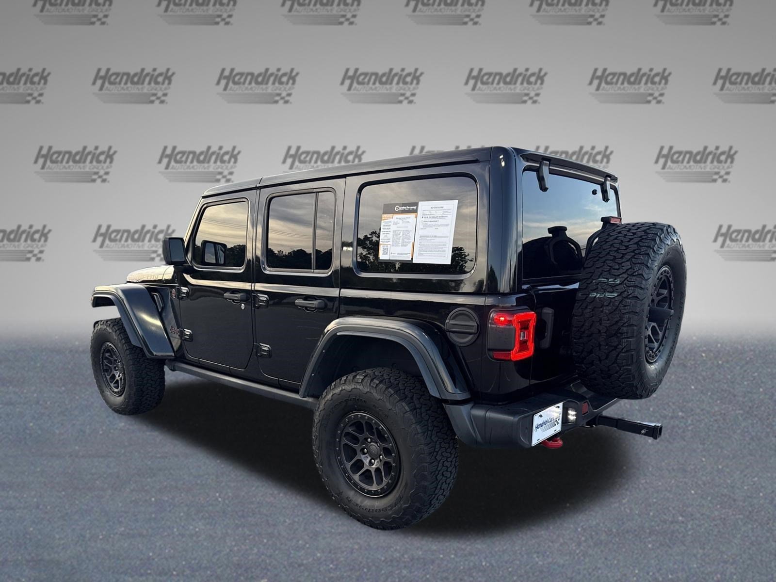 2023 Jeep Wrangler Rubicon photo 6