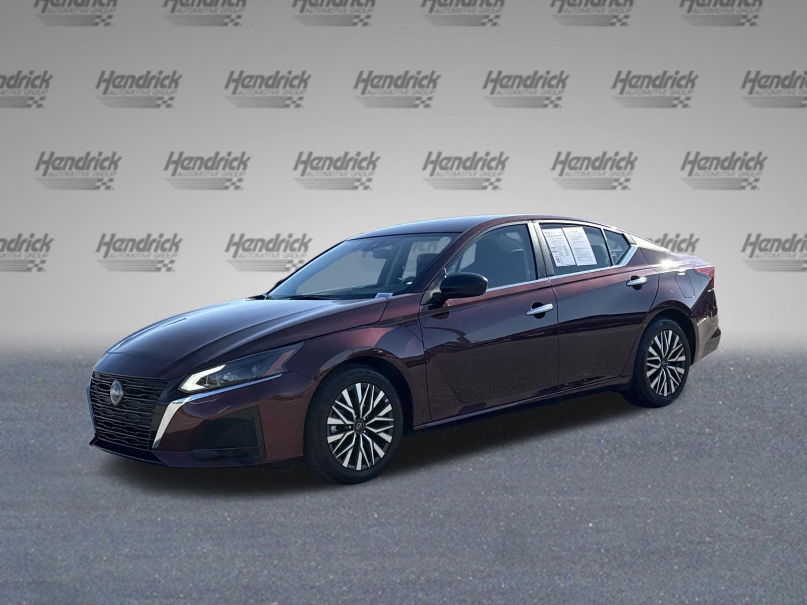 2025 Nissan Altima SV photo 4