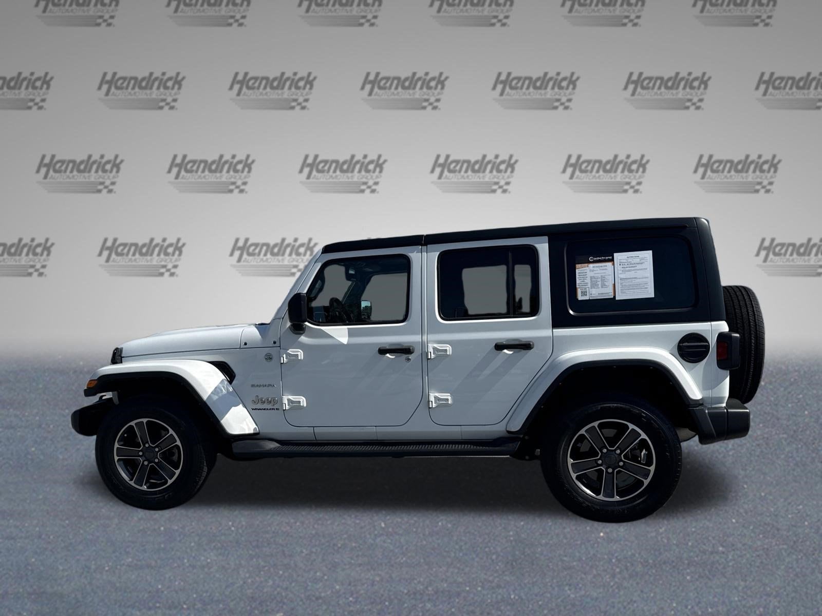 2023 Jeep Wrangler Sahara photo 5
