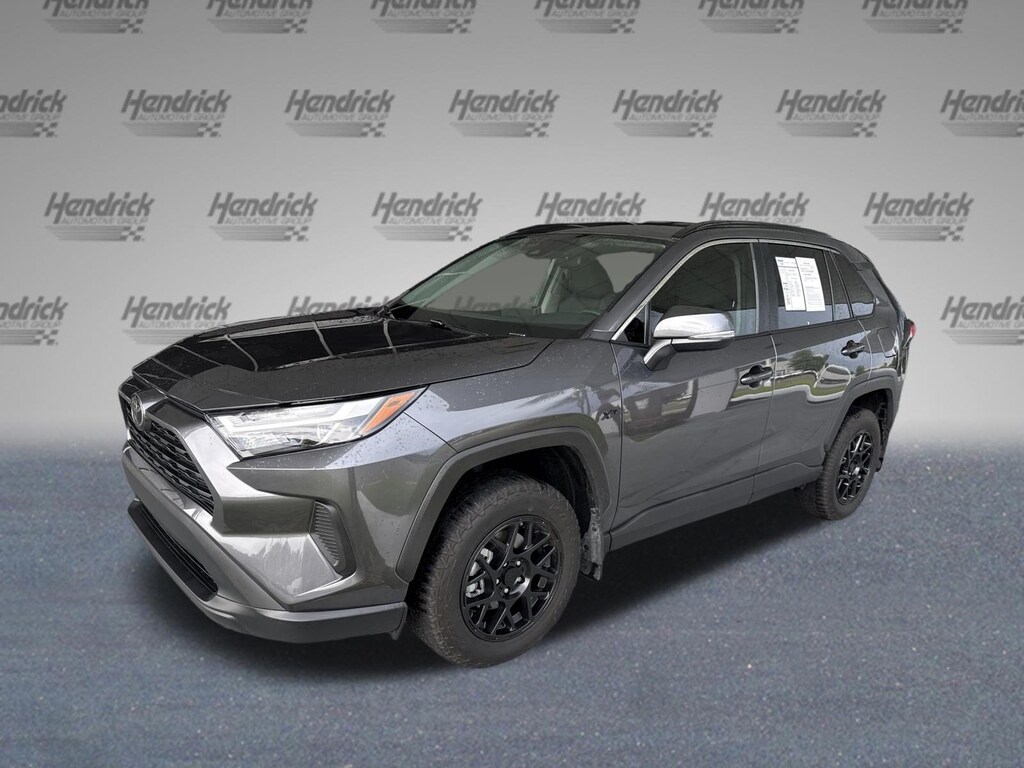 Used 2025 Toyota RAV4 XLE SUV