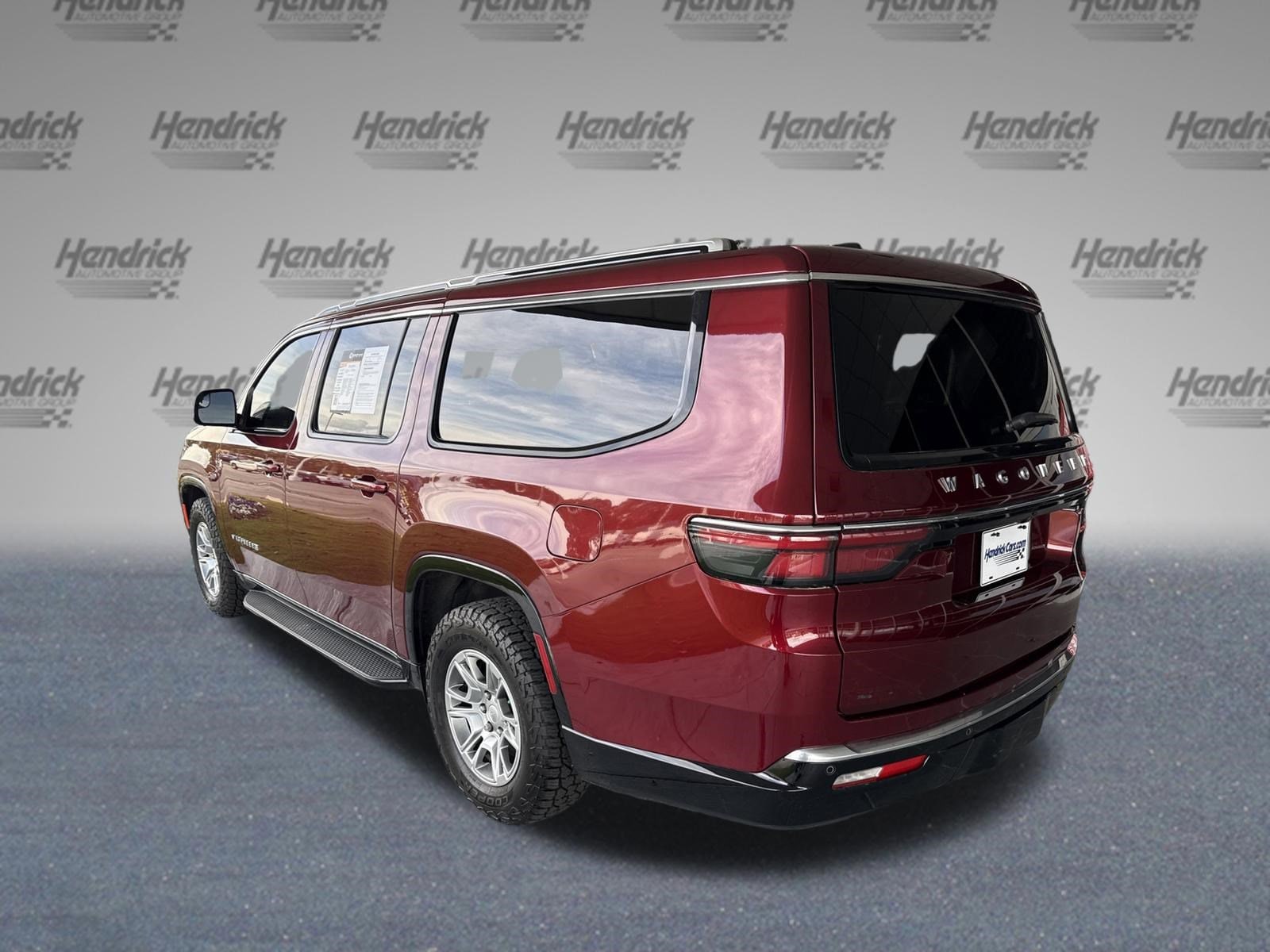 2024 Jeep Wagoneer L photo 6