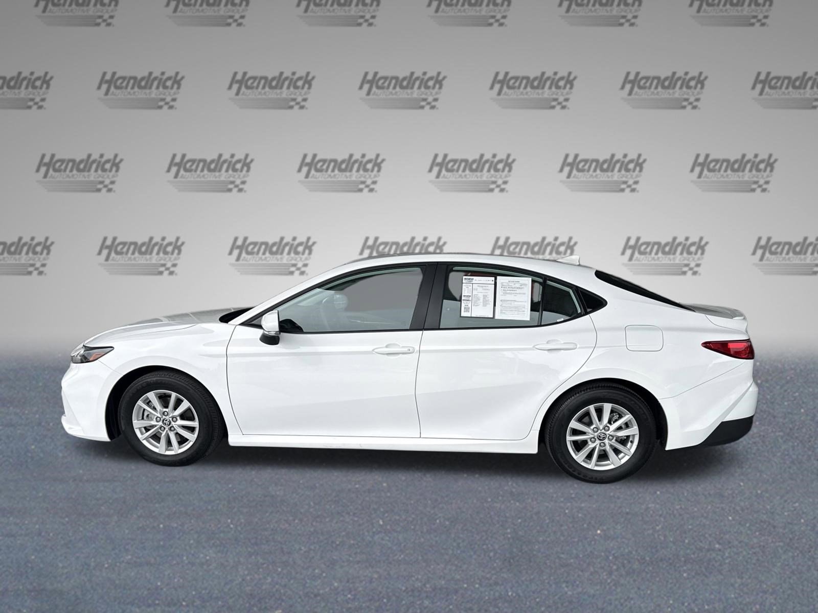 2025 Toyota Camry LE photo 6