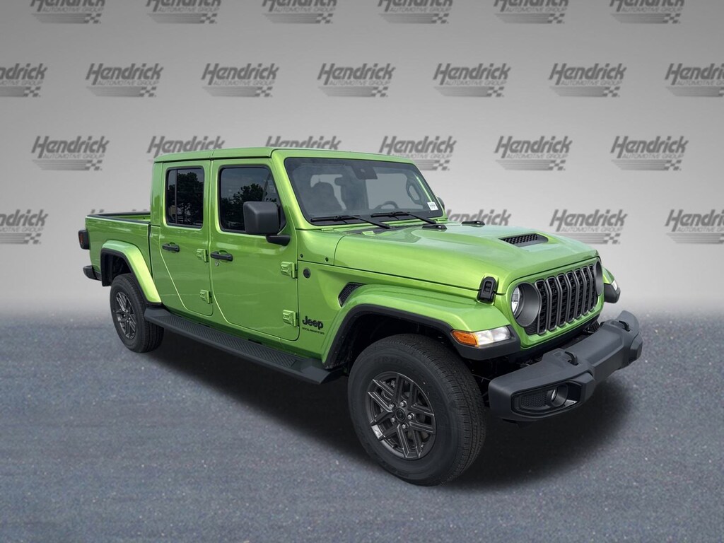 New 2025 Jeep Gladiator Sport S Pickup