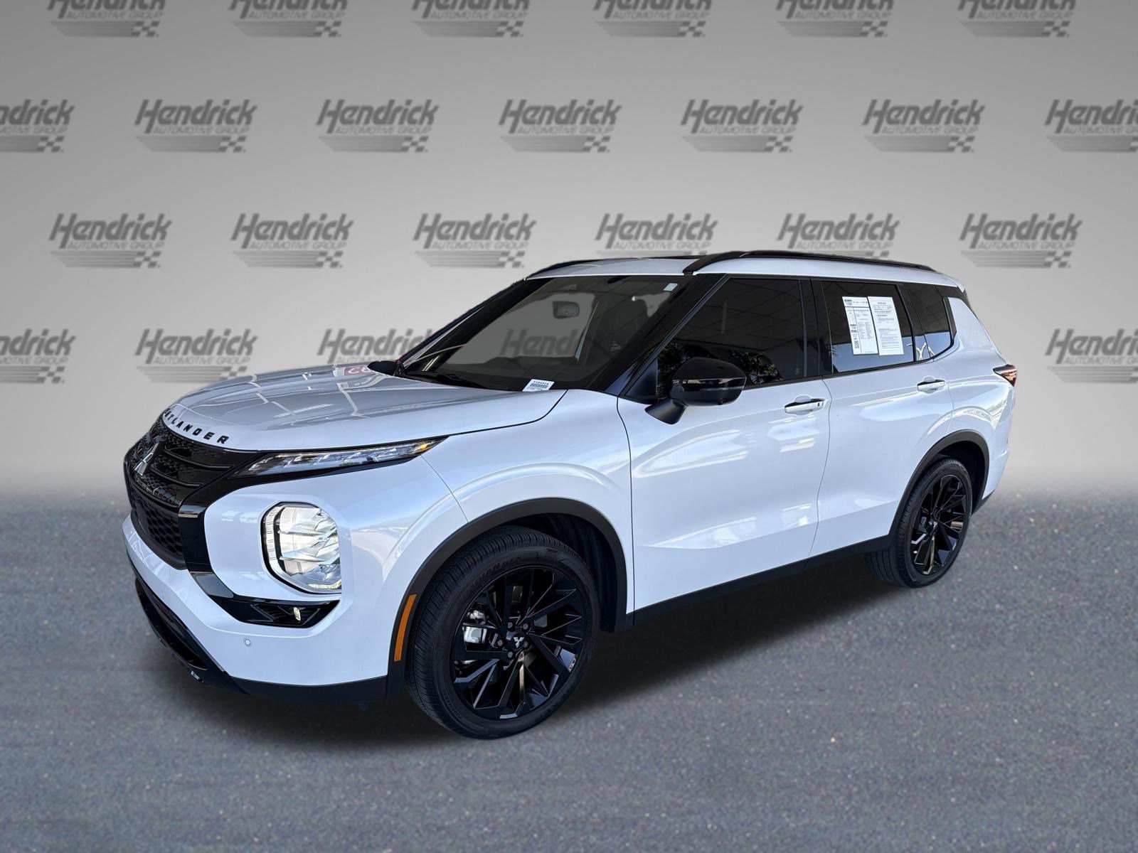 2024 Mitsubishi Outlander SEL Black Edition photo 4