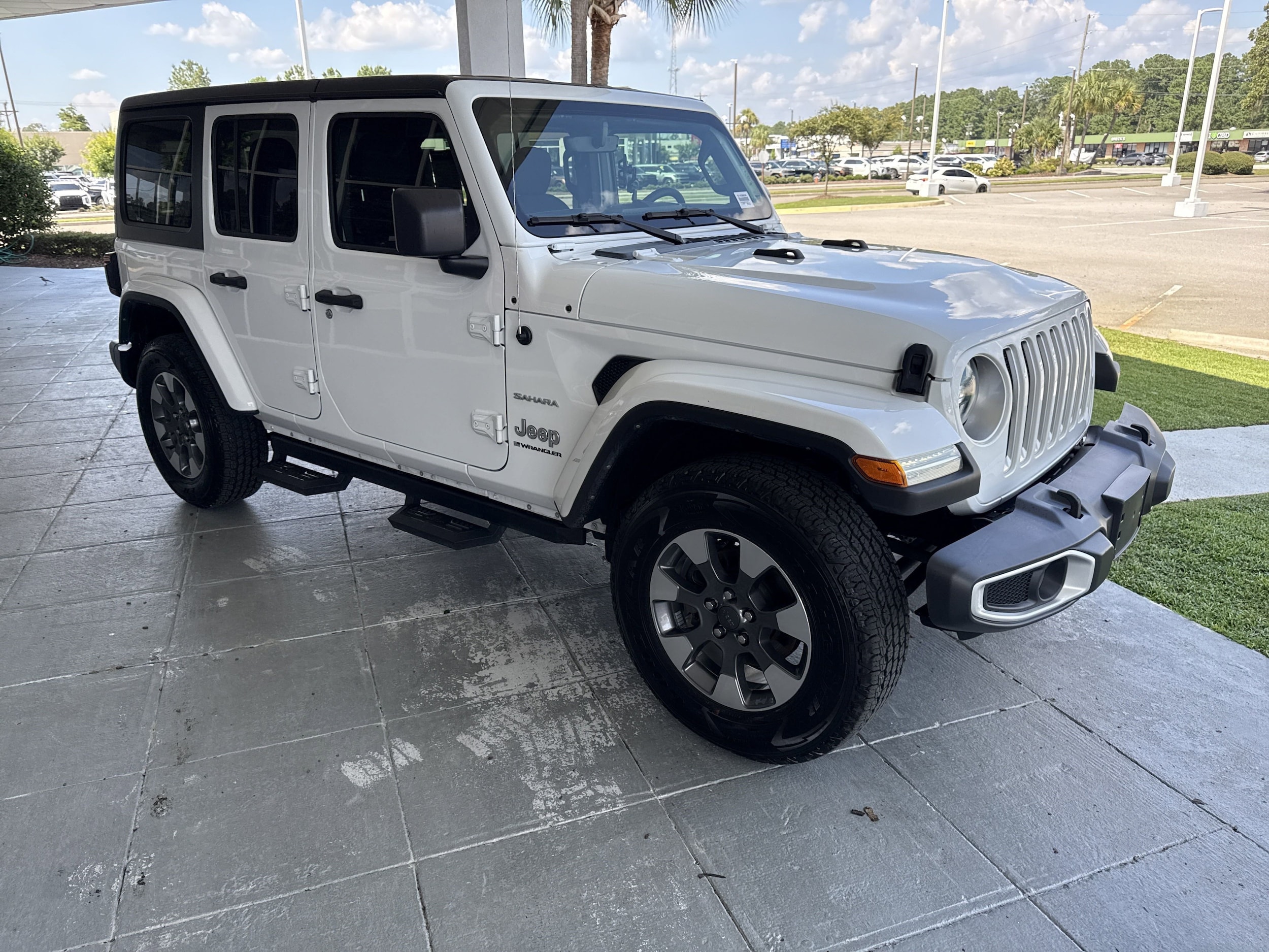 2023 Jeep Wrangler Sahara