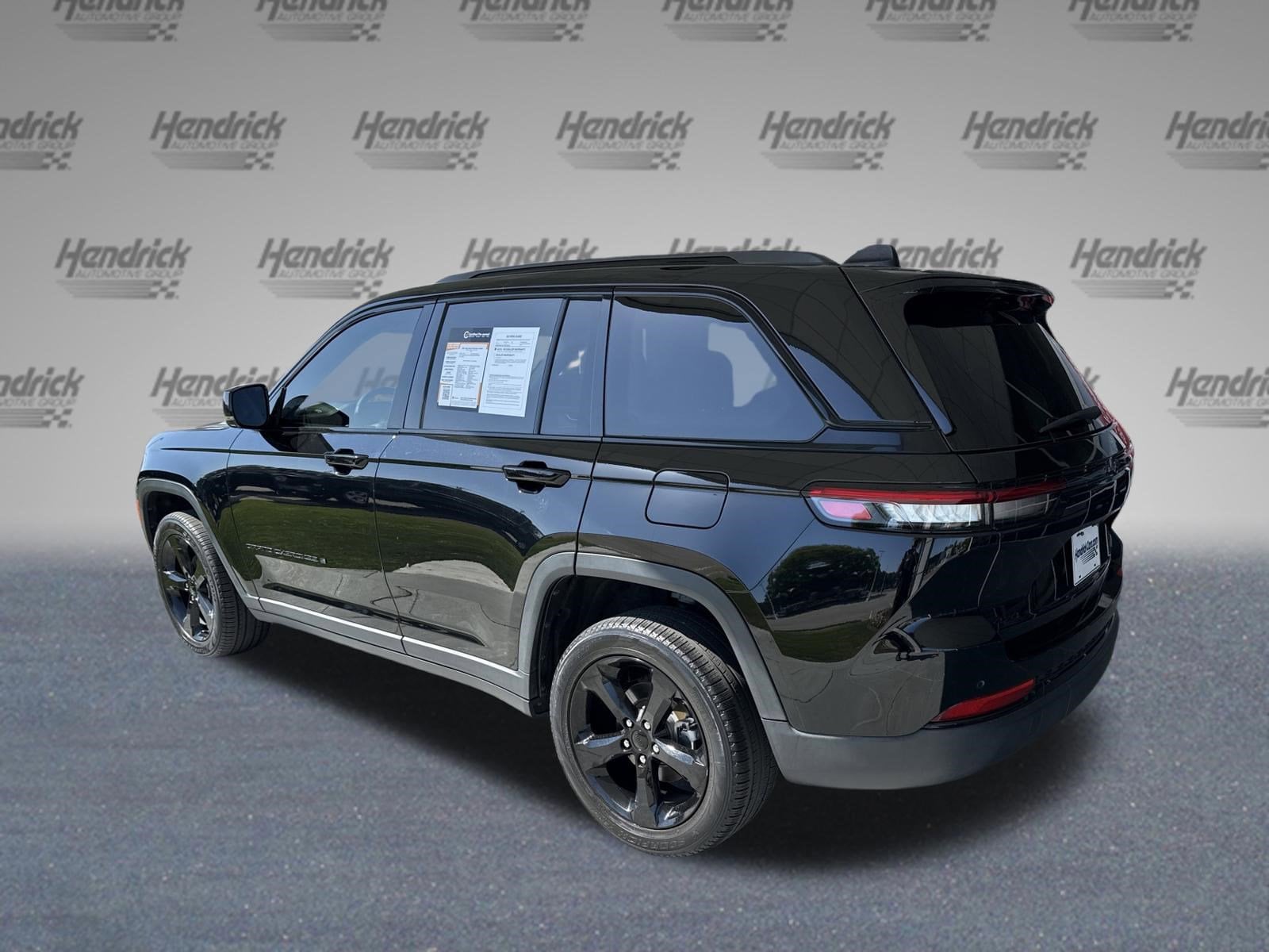 2023 Jeep Grand Cherokee Limited photo 6