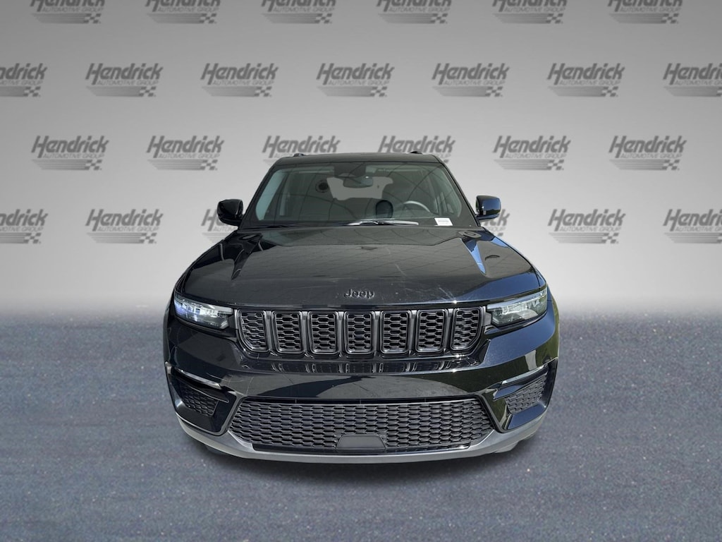 Used 2023 Jeep Grand Cherokee Limited SUV