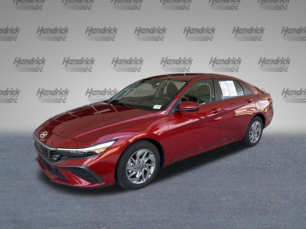 Used 2024 Hyundai Elantra SEL Sedan