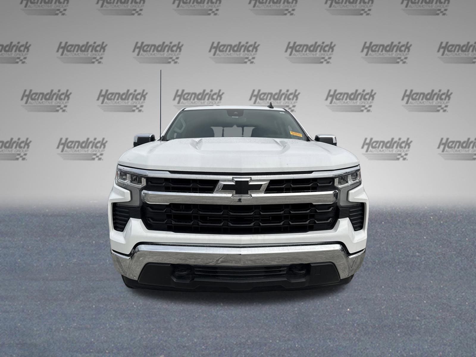2025 Chevrolet Silverado 1500 LT photo 5