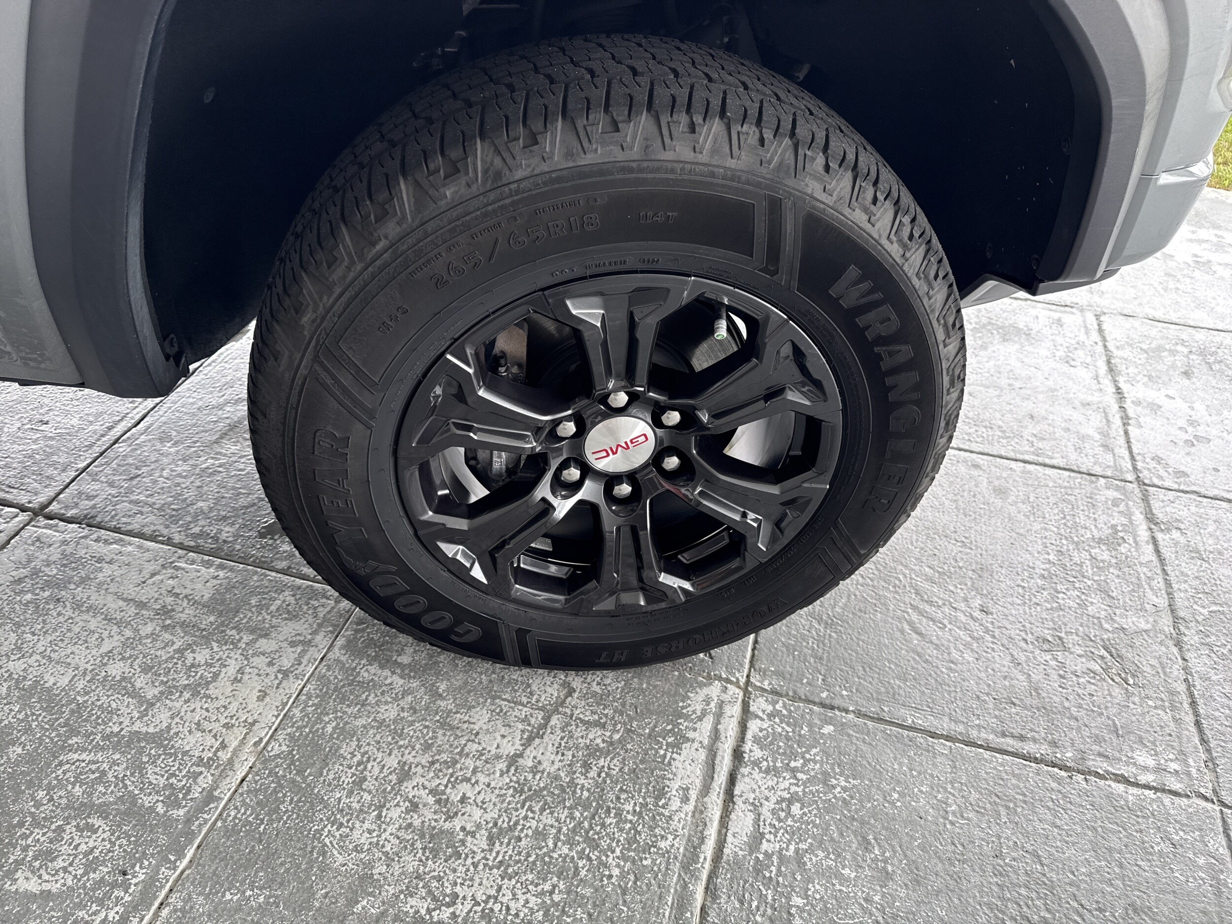 GMC Canyon 2WD Elevation