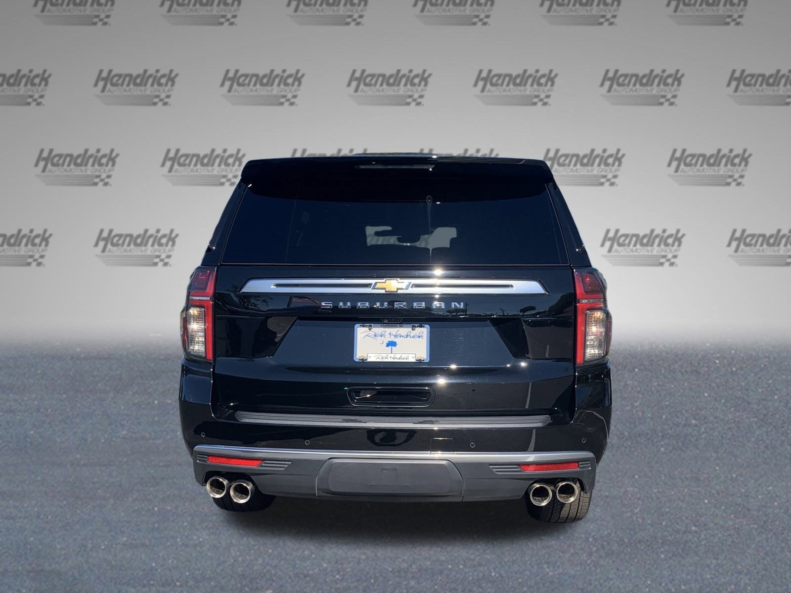 2024 Chevrolet Suburban High Country photo 3