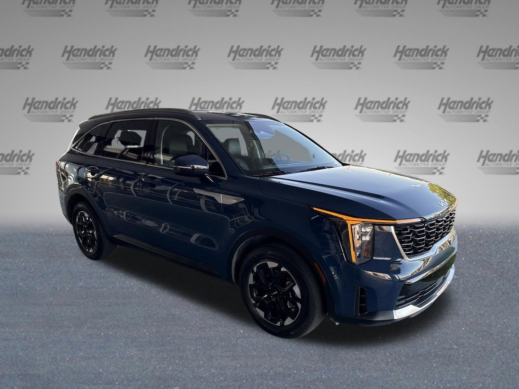 Used 2024 Kia Sorento S SUV