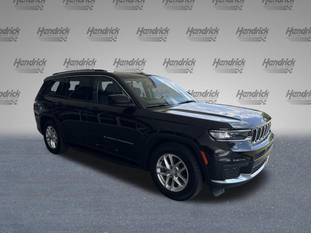 Used 2023 Jeep Grand Cherokee L Laredo SUV