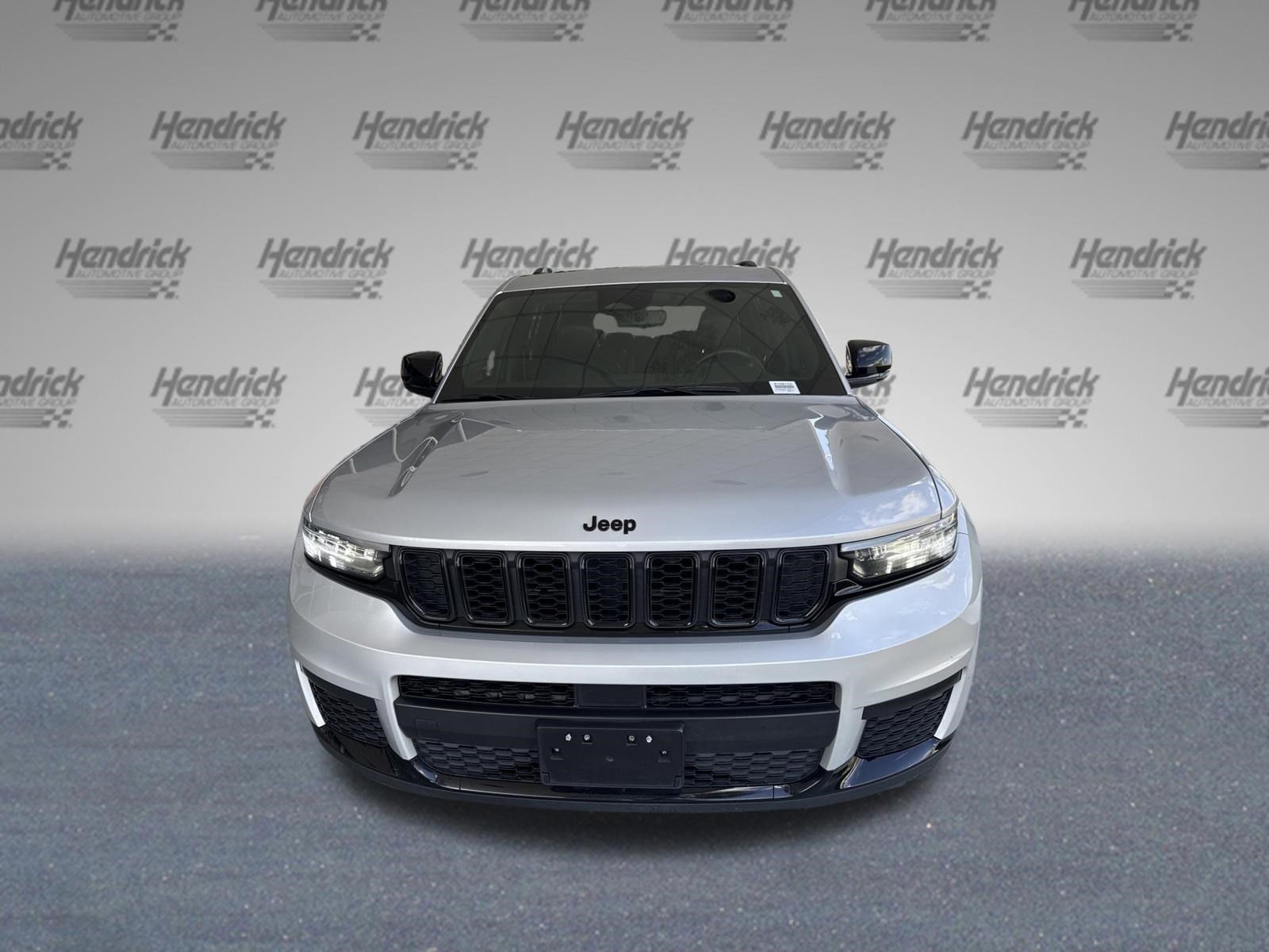 2023 Jeep Grand Cherokee L Altitude photo 2