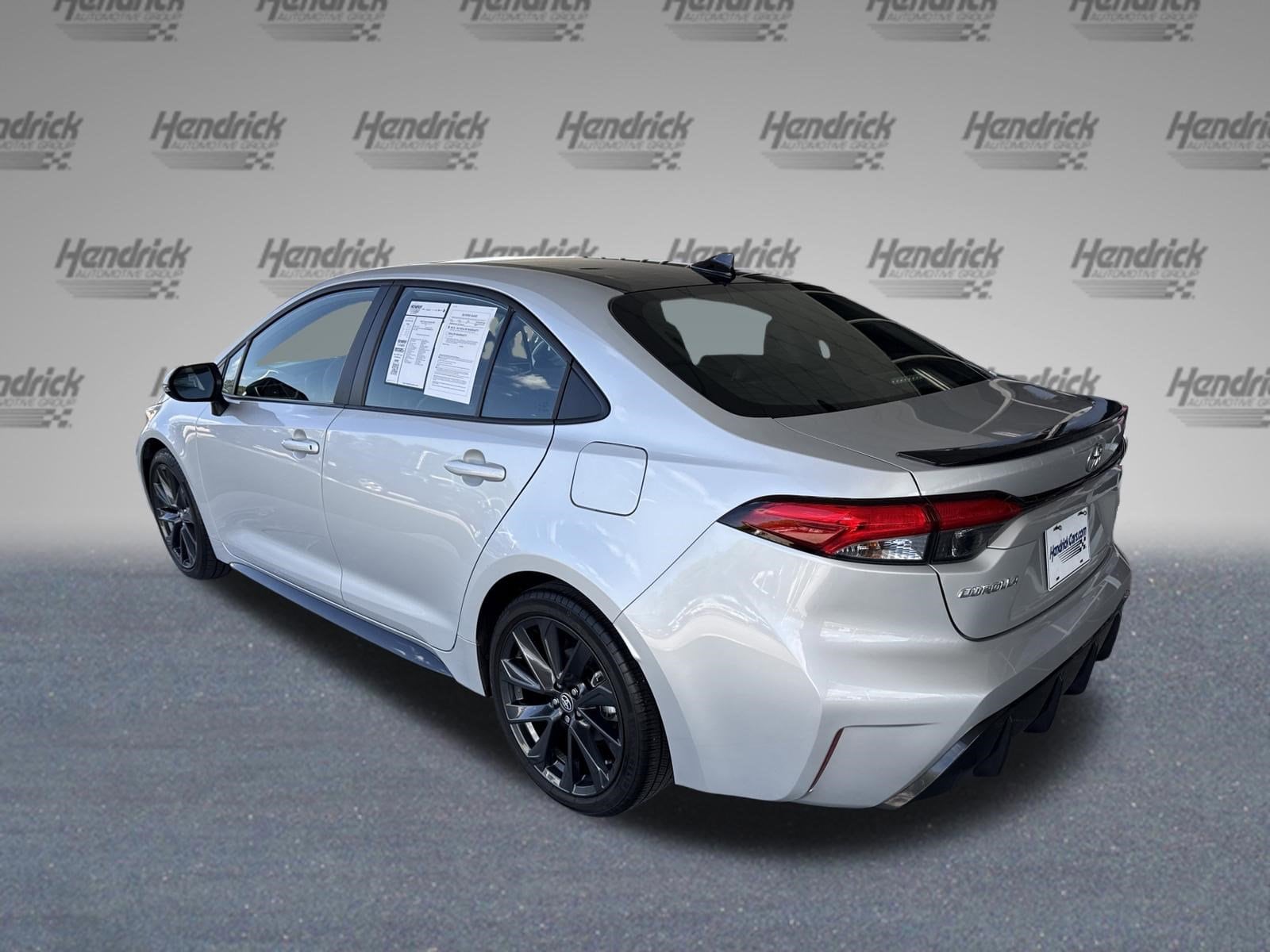 2023 Toyota Corolla XSE photo 3