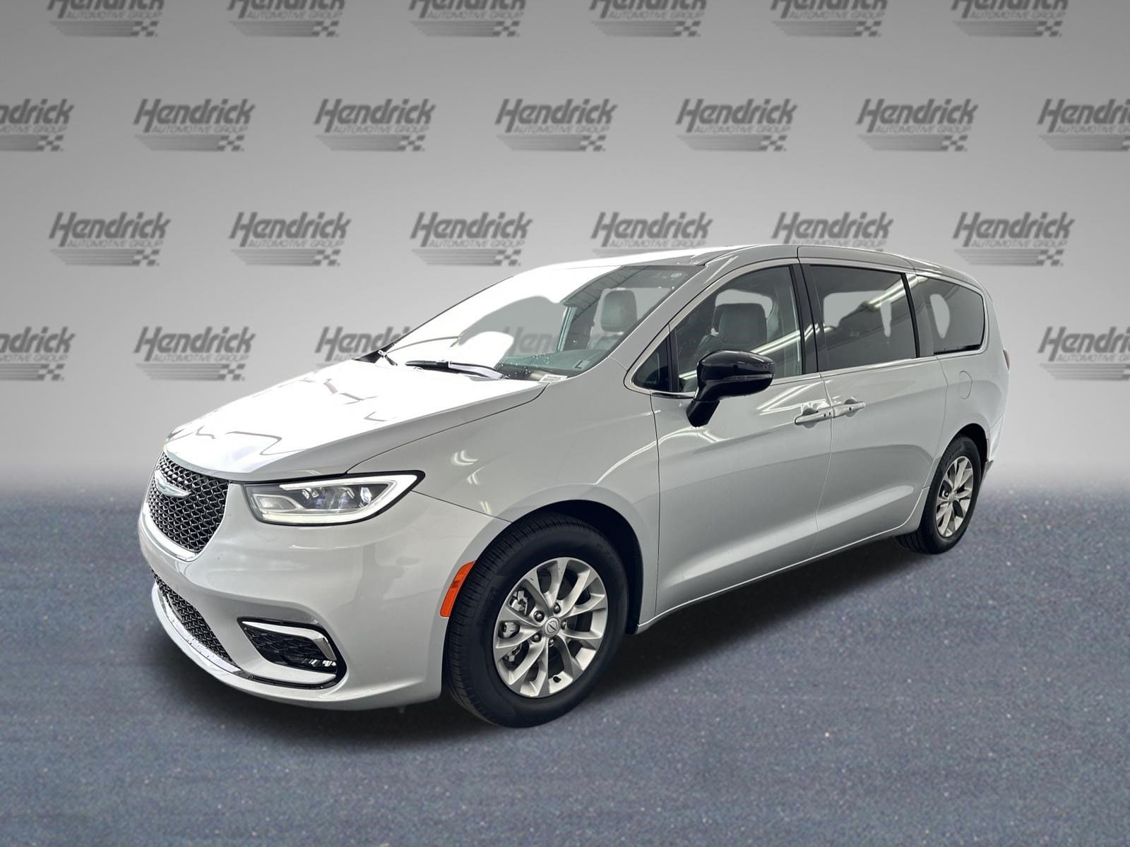 Chrysler Pacifica Limited