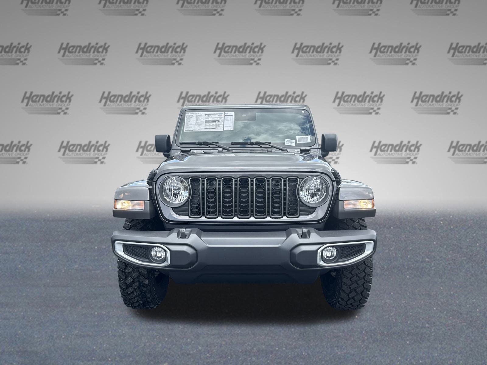 2025 Jeep Gladiator Sport photo 2