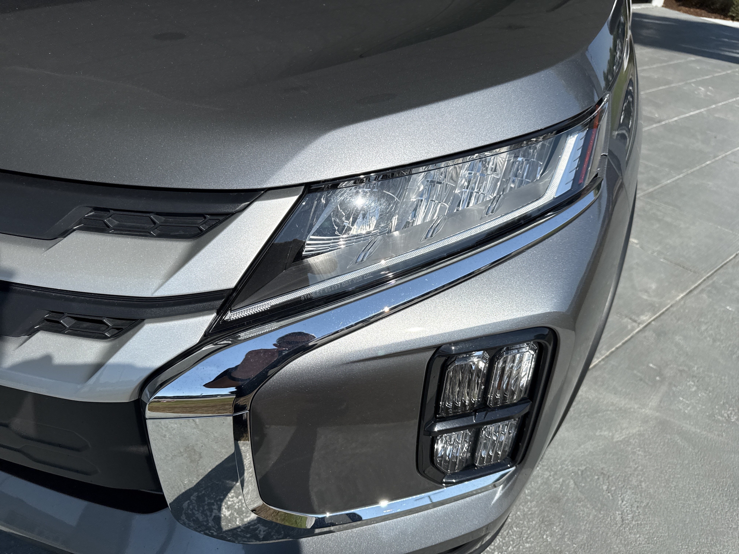 Mitsubishi Outlander Sport ES