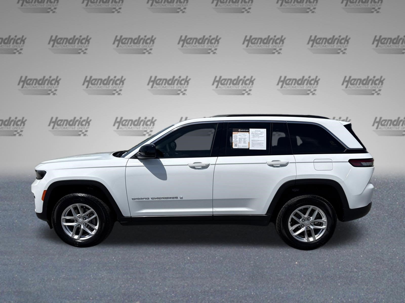 2025 Jeep Grand Cherokee Laredo X photo 5