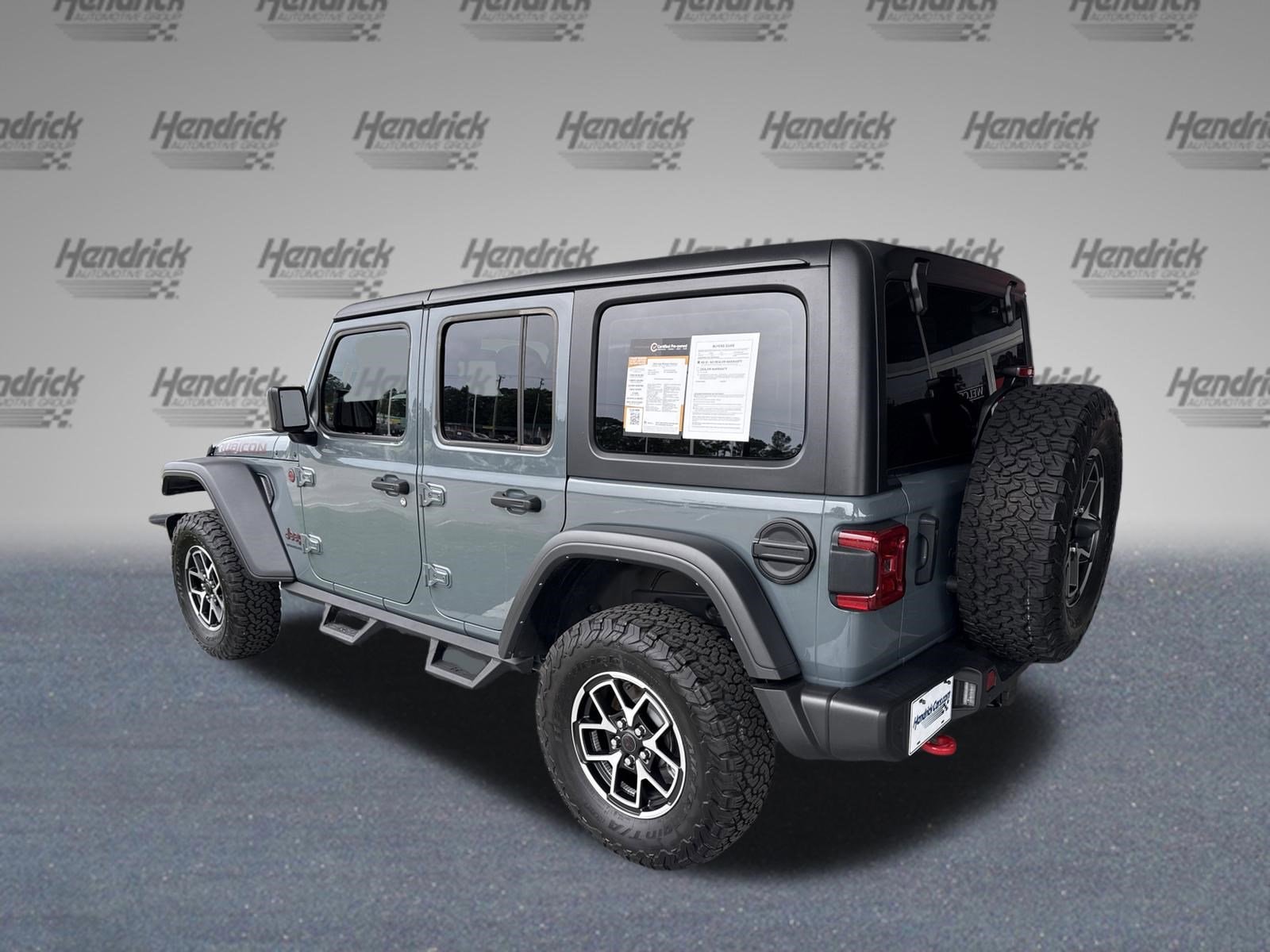 2024 Jeep Wrangler Rubicon photo 6