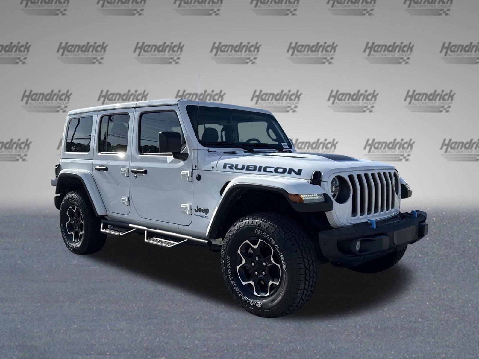 2022 Jeep Wrangler 4xe Unlimited Rubicon photo 2