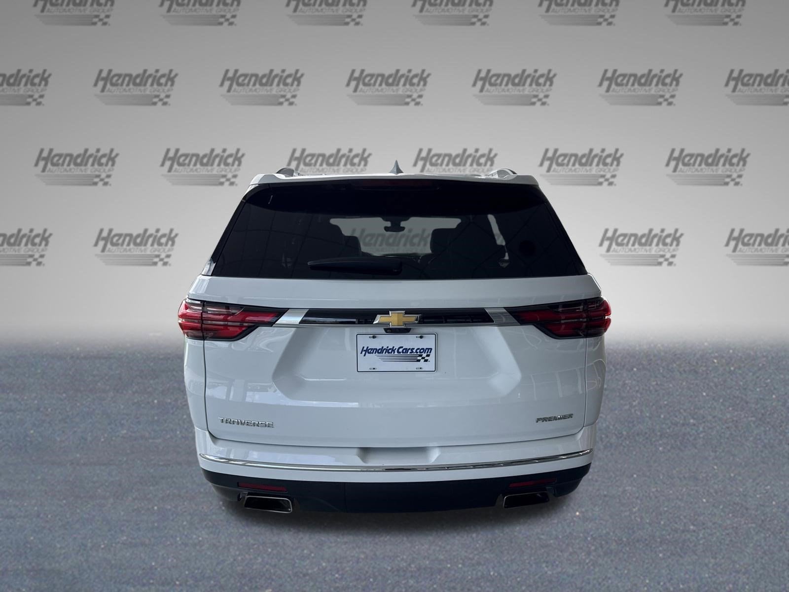 2023 Chevrolet Traverse Premier photo 3