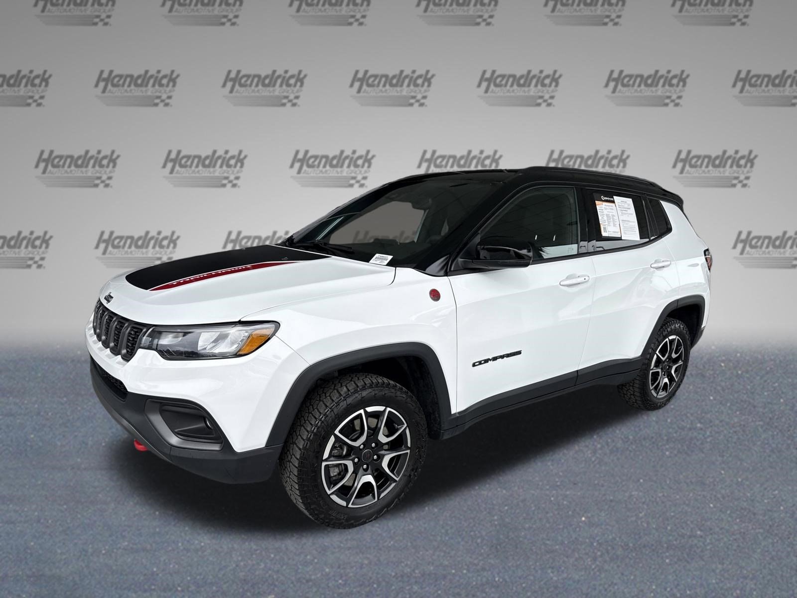 2025 Jeep Compass Trailhawk photo 4