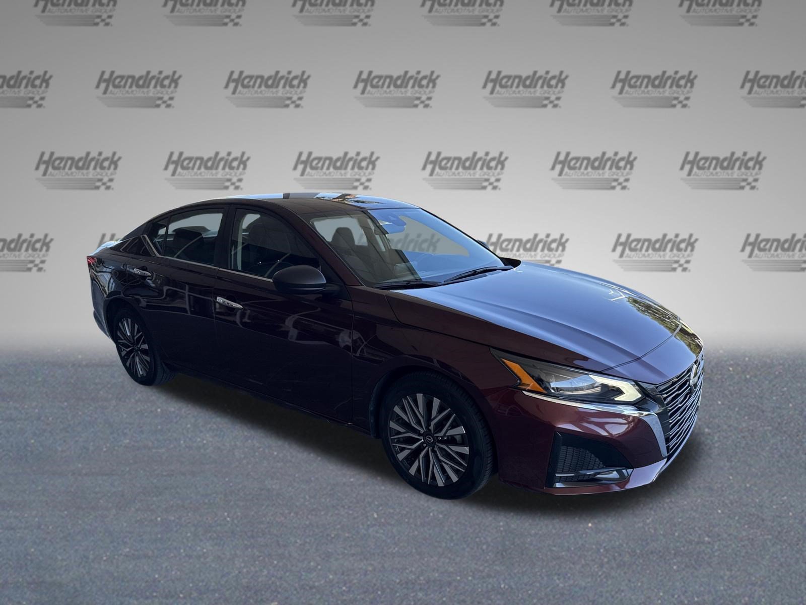 Used 2025 Nissan Altima SV Sedan