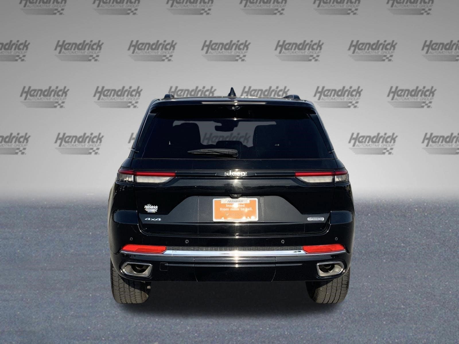 2023 Jeep Grand Cherokee Overland photo 3